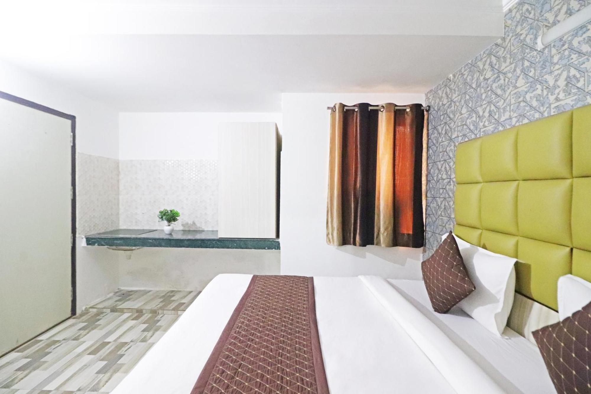 The Iconic Delhi International Airport Bed & Breakfast